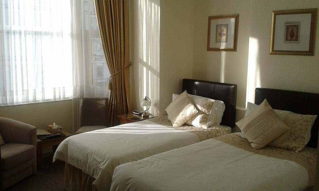 Cedar Lodge Llandudno Szoba fotó